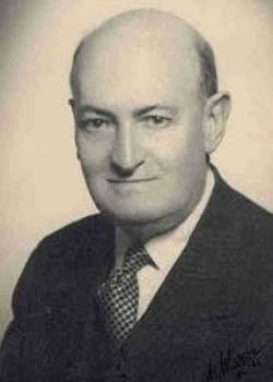 Gustavo Adolfo  Martínez Zuviría 