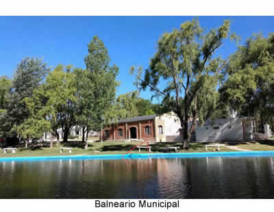 balenario  municipal de El morro