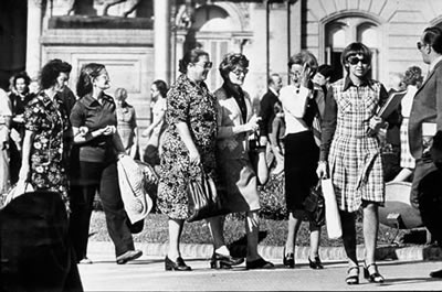 Primeras rondas de las Madres de Plaza de Mayo